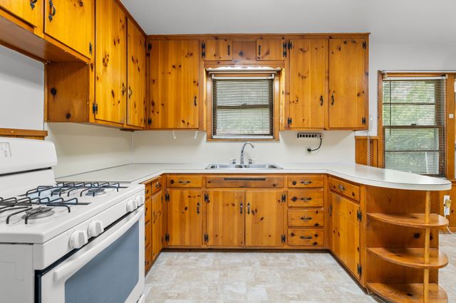1106 N 66th Street, Waco, TX 76710