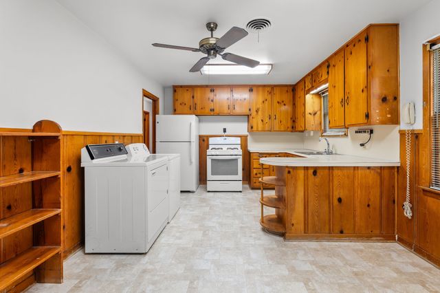 1106 N 66th Street, Waco, TX 76710