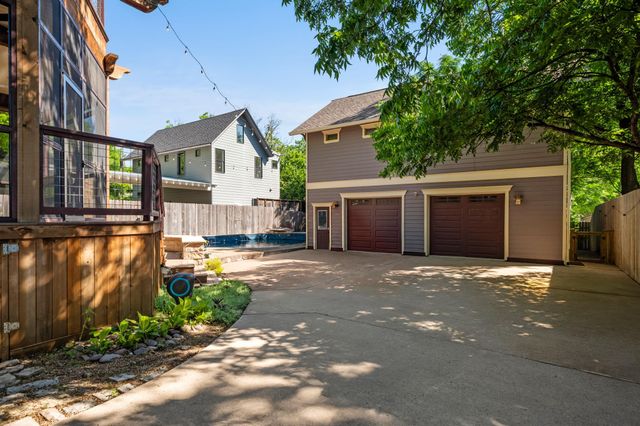515 E 49th ST, Austin, TX 78751