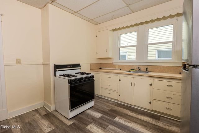 454 Ontario Street, Albany, NY 12208