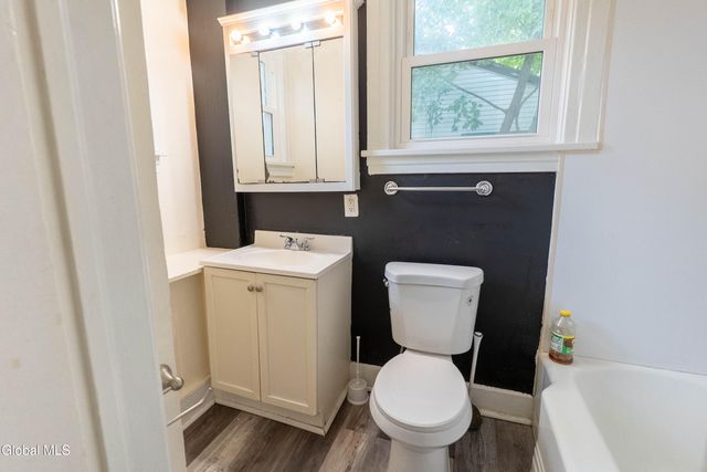 454 Ontario Street, Albany, NY 12208