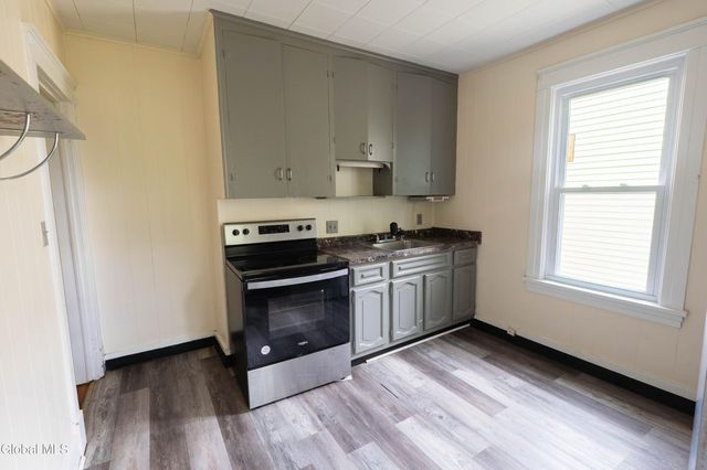 454 Ontario Street, Albany, NY 12208