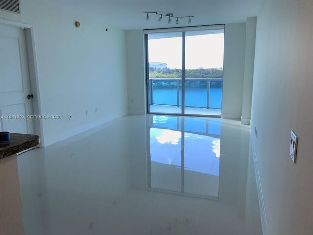 2641 N Flamingo Rd 705N, Sunrise, FL 33323