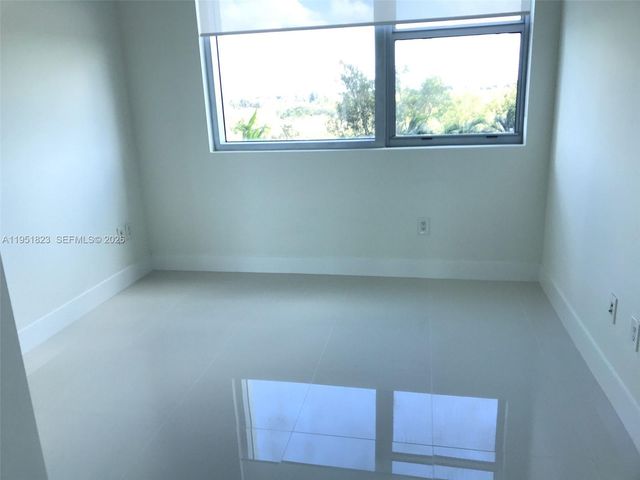 2641 N Flamingo Rd 705N, Sunrise, FL 33323