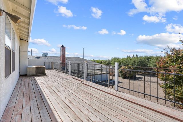 3325 W Barnhart Rd, Turlock, CA 95382