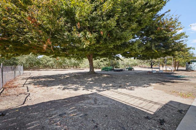 3325 W Barnhart Rd, Turlock, CA 95382