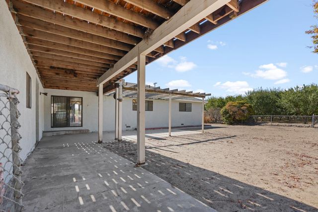 3325 W Barnhart Rd, Turlock, CA 95382