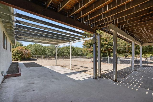 3325 W Barnhart Rd, Turlock, CA 95382