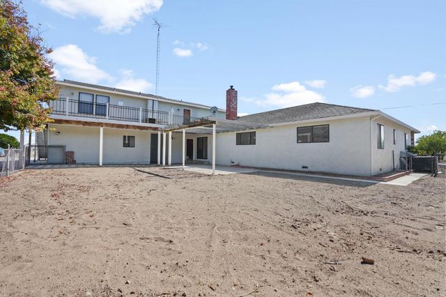 3325 W Barnhart Rd, Turlock, CA 95382