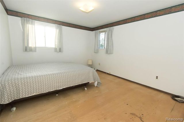 30819 Lund Avenue, Warren, MI 48093