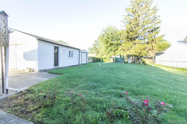 30819 Lund Avenue, Warren, MI 48093