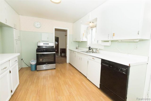 30819 Lund Avenue, Warren, MI 48093