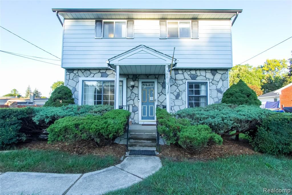 30819 Lund Avenue, Warren, MI 48093