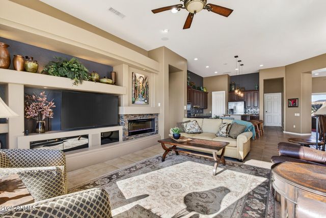 17173 W MAHOGANY Way, Surprise, AZ 85387