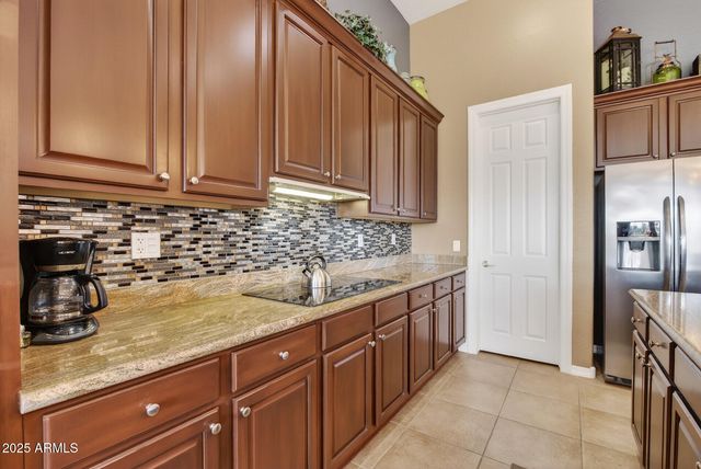 17173 W MAHOGANY Way, Surprise, AZ 85387