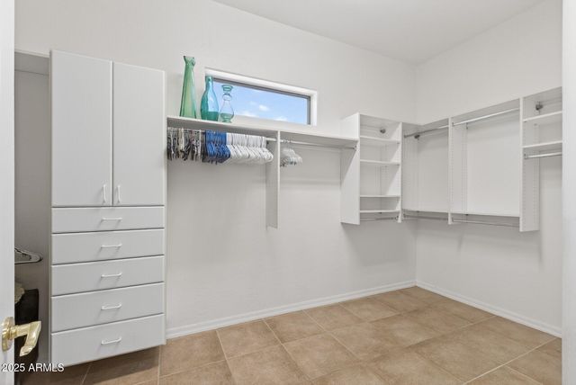 17173 W MAHOGANY Way, Surprise, AZ 85387