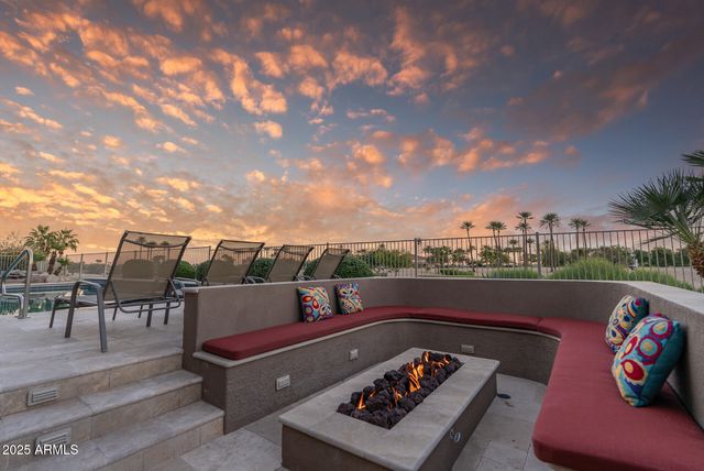 17173 W MAHOGANY Way, Surprise, AZ 85387