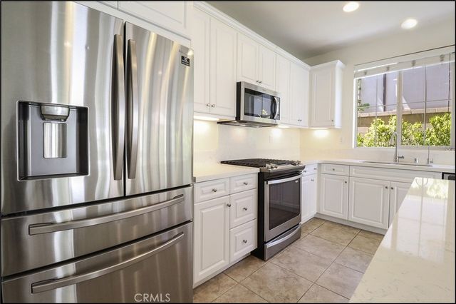151 Bright Poppy, Irvine, CA 92618