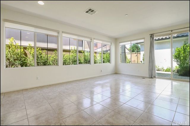 151 Bright Poppy, Irvine, CA 92618