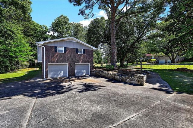 1419 Shadowood Court, Marietta, GA 30066