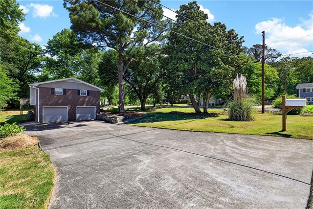 1419 Shadowood Court, Marietta, GA 30066