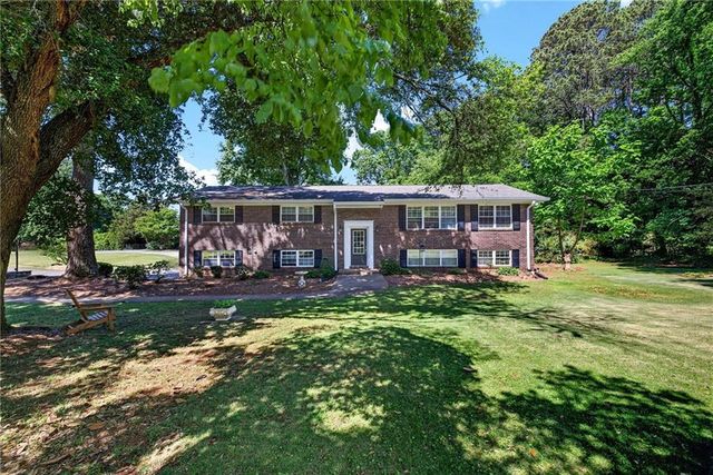 1419 Shadowood Court, Marietta, GA 30066