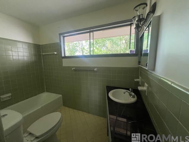 2464 Kensington Dr, Baton Rouge, LA 70809