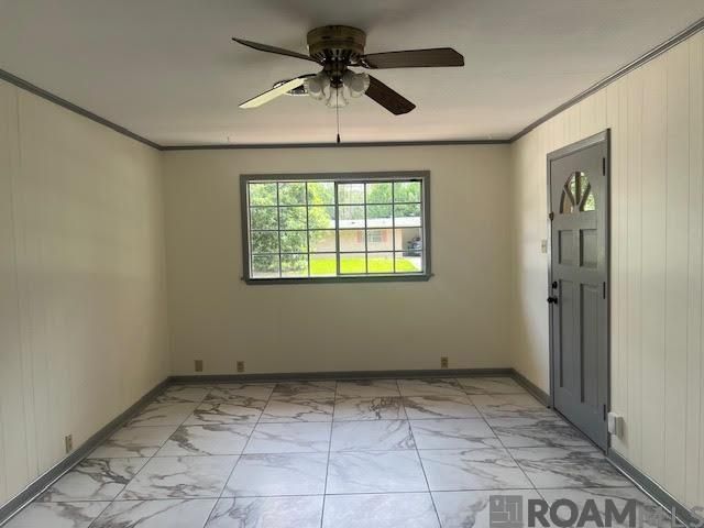 2464 Kensington Dr, Baton Rouge, LA 70809