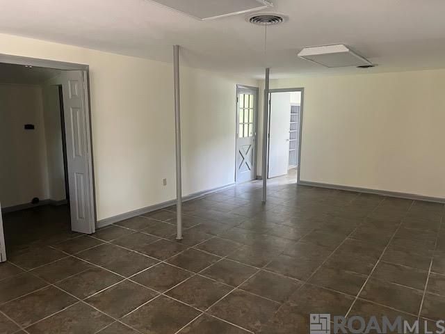 2464 Kensington Dr, Baton Rouge, LA 70809