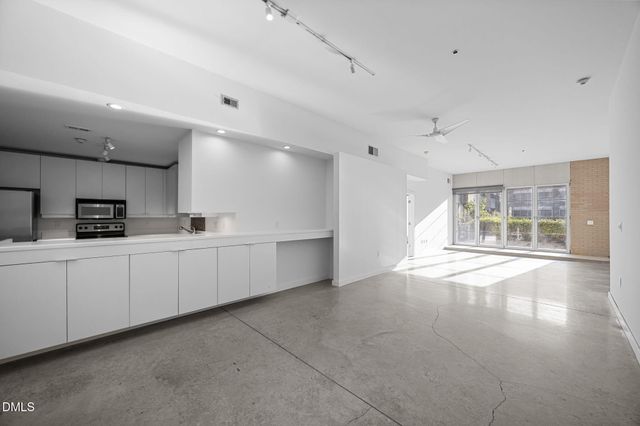 319 Fayetteville Street 210-a, Raleigh, NC 27601