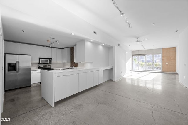 319 Fayetteville Street 210-a, Raleigh, NC 27601