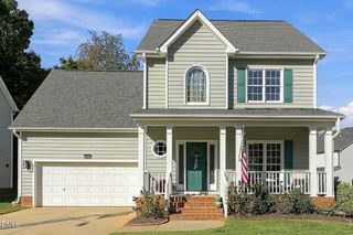 9004 Erinsbrook Drive, Raleigh, NC 27617