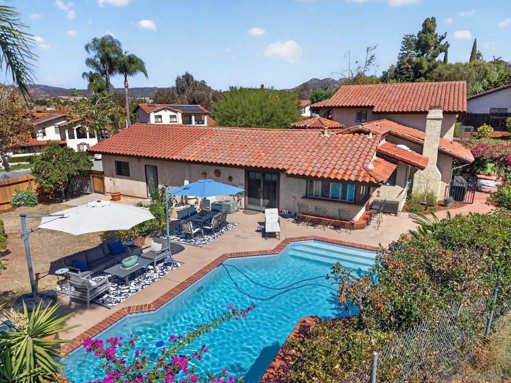 2735 Crownpoint Pl, Escondido, CA 92027 — exterior