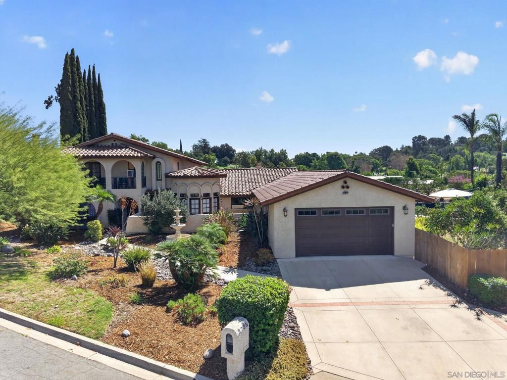 2735 Crownpoint Pl, Escondido, CA 92027 — photo 3