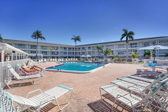 5203 NE 24th Terrace B207, Fort Lauderdale, FL 33308