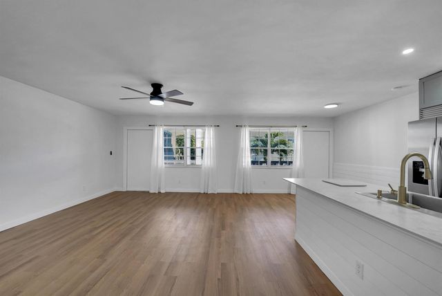 5203 NE 24th Terrace B207, Fort Lauderdale, FL 33308