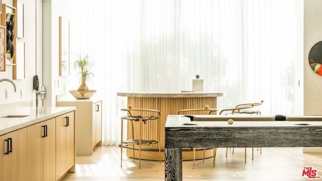 9000 W 3rd Street 503, Los Angeles, CA 90048