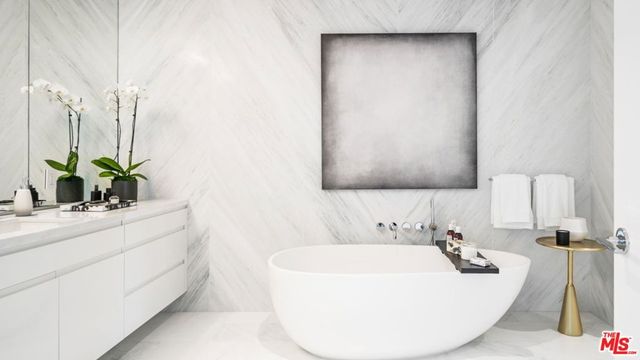 9000 W 3rd Street 503, Los Angeles, CA 90048