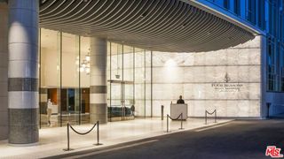 9000 W 3rd Street 503, Los Angeles, CA 90048