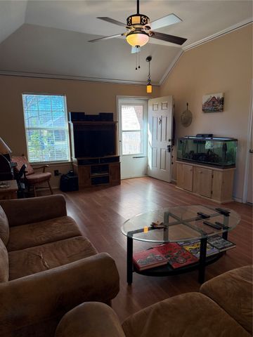 505 Maple Street B, Aubrey, TX 76227