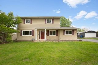 36485 N Traer Terrace, Gurnee, IL 60031