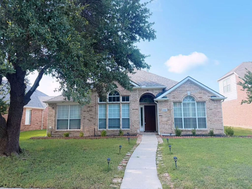 2512 Cimmaron Drive, Plano, TX 75025