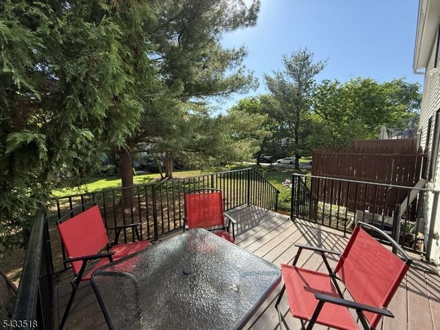 918 Merritt Dr, Hillsborough Twp., NJ 08844