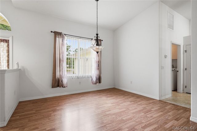 2340 W Tall Oaks Drive, Beverly Hills, FL 34465