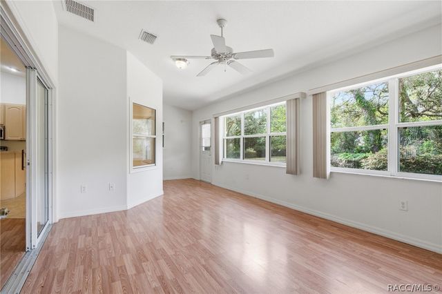 2340 W Tall Oaks Drive, Beverly Hills, FL 34465