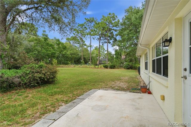 2340 W Tall Oaks Drive, Beverly Hills, FL 34465