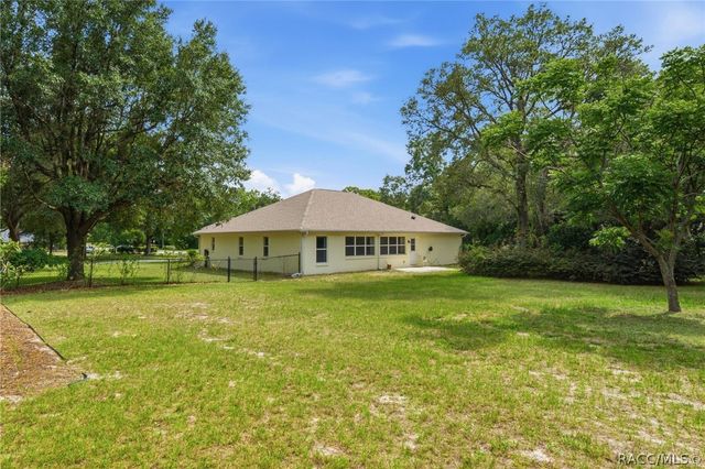 2340 W Tall Oaks Drive, Beverly Hills, FL 34465