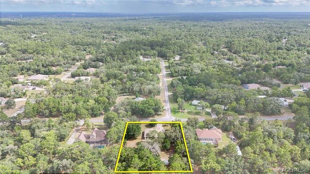 2340 W Tall Oaks Drive, Beverly Hills, FL 34465