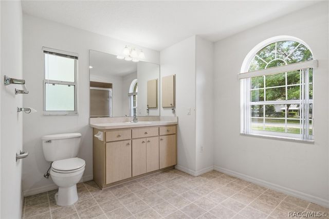 2340 W Tall Oaks Drive, Beverly Hills, FL 34465
