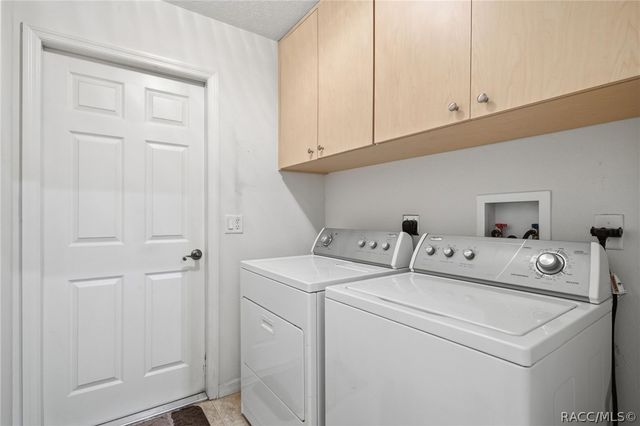 2340 W Tall Oaks Drive, Beverly Hills, FL 34465